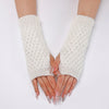 Einfarbige Strickhandschuhe