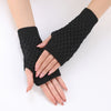 Einfarbige Strickhandschuhe