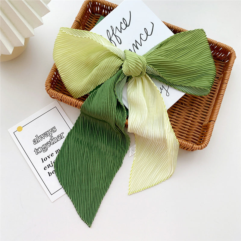 Lässiger Schal Mit Farbverlauf